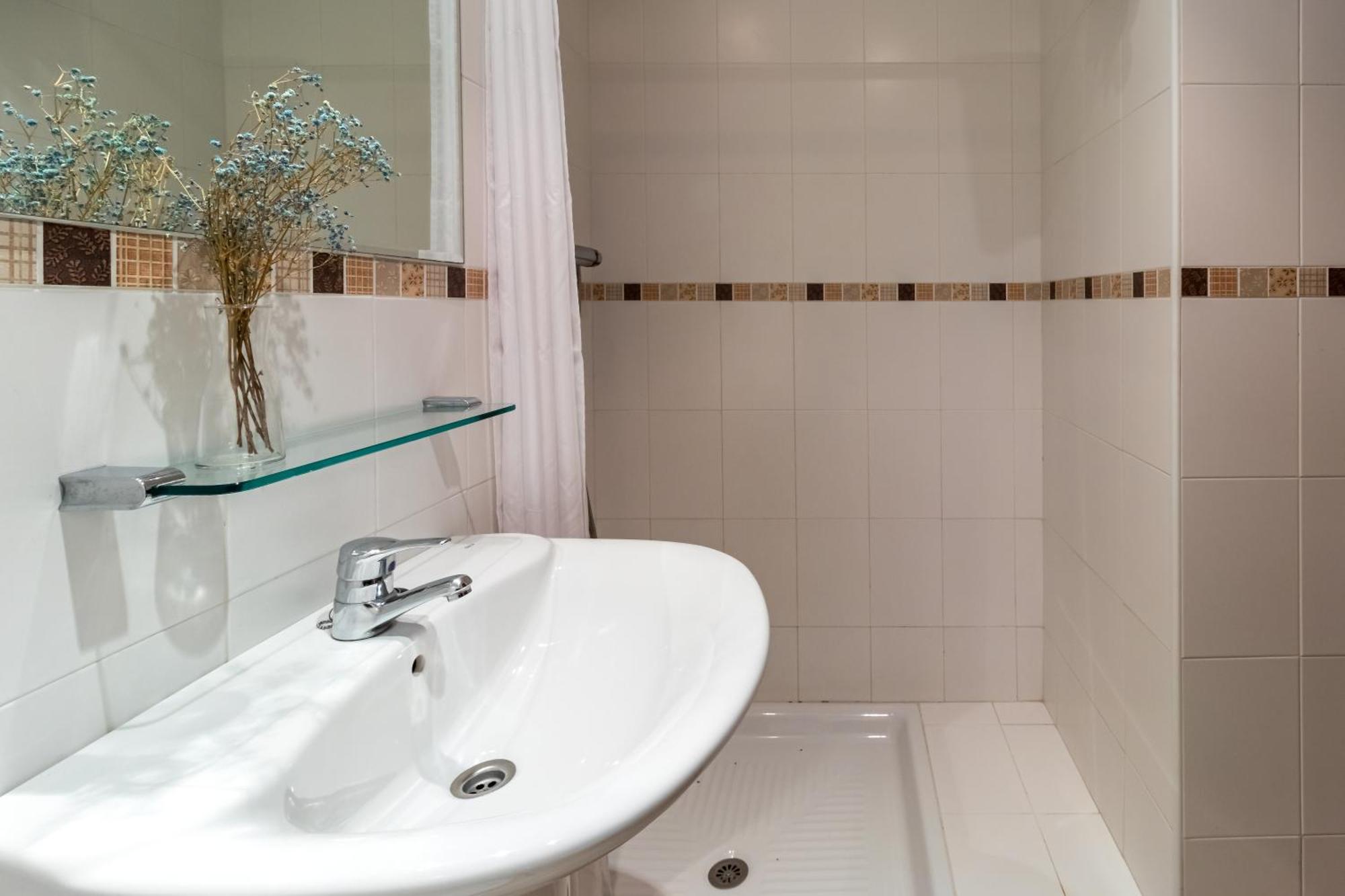 Apartamentos Silken Playa De Toro リャネス エクステリア 写真
